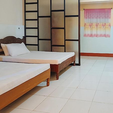 Reddoorz @ Grand Valley Hotel Junction Luna Cagayan Tagaytay City Eksteriør bilde